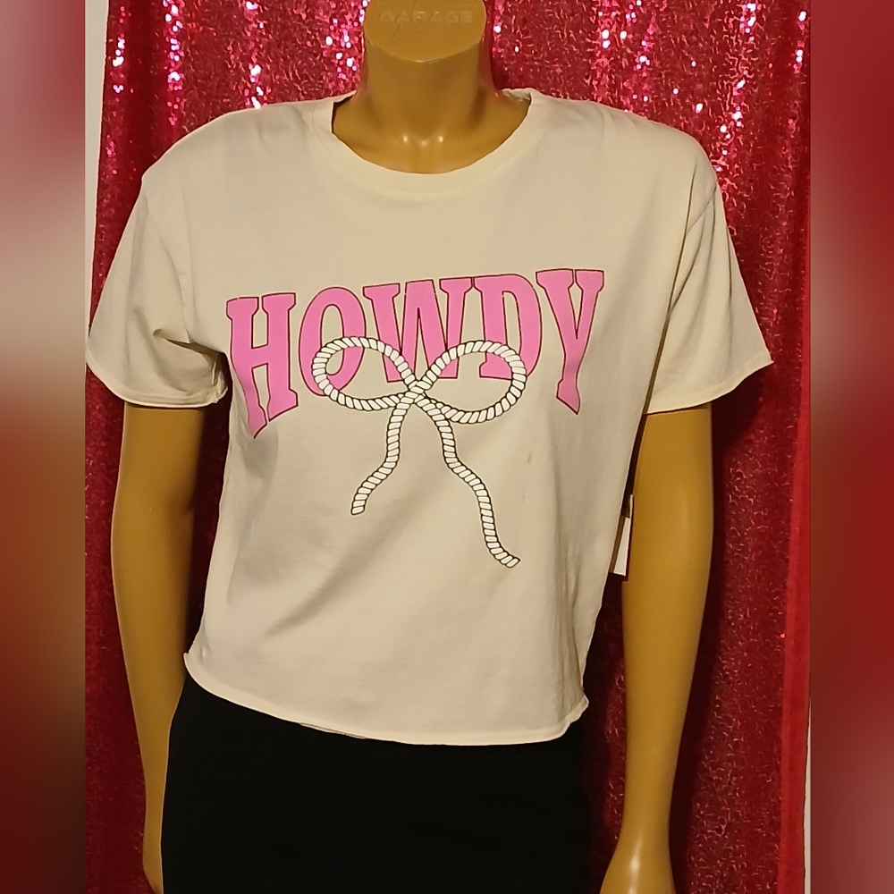 Cream and Pink Crop Graphic Tee